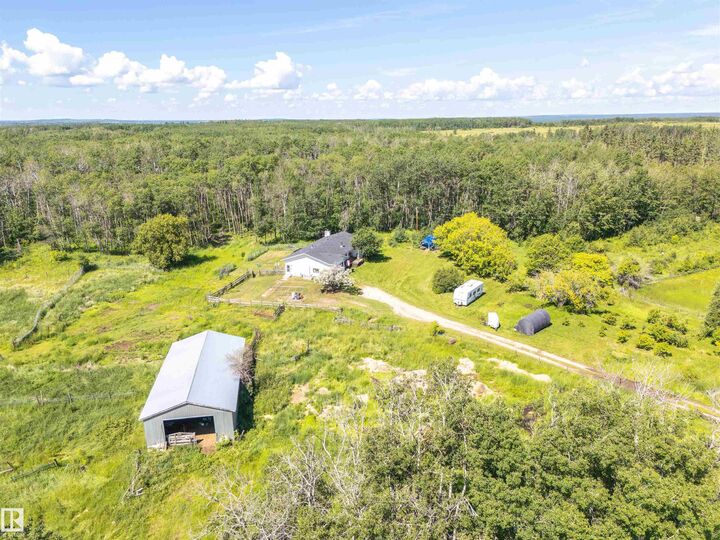 Property Photo:  63432 Rge Rd 445A  AB T9M 1P1 