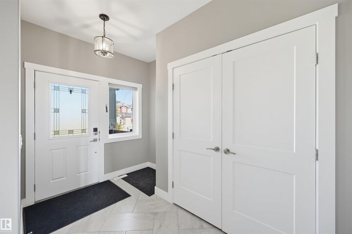 Property Photo:  9 Southbridge Drive  AB T0C 0V0 