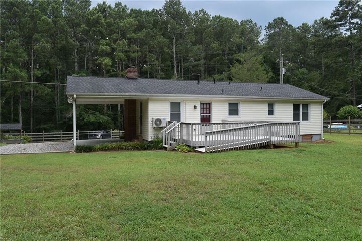 Property Photo: 3040 Land Road GA 30004