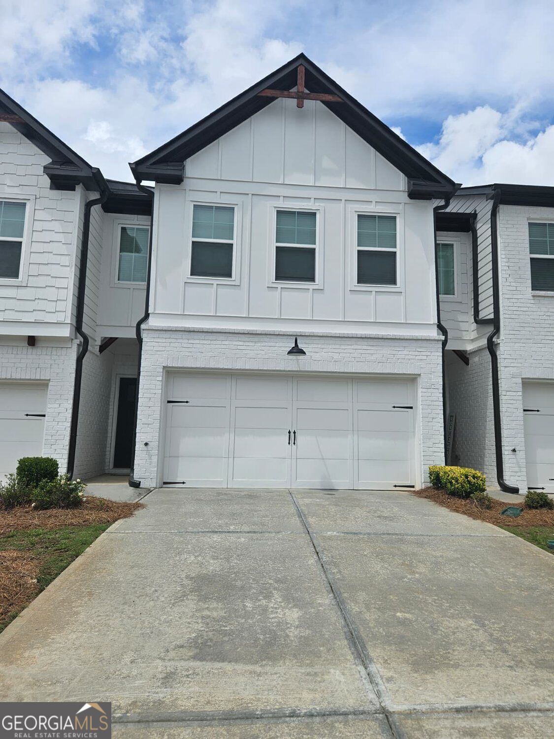 Property Photo: 56 Auburn Hill Drive GA 30011