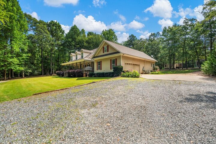 Property Photo: 324 Hines Gap Road GA 31811