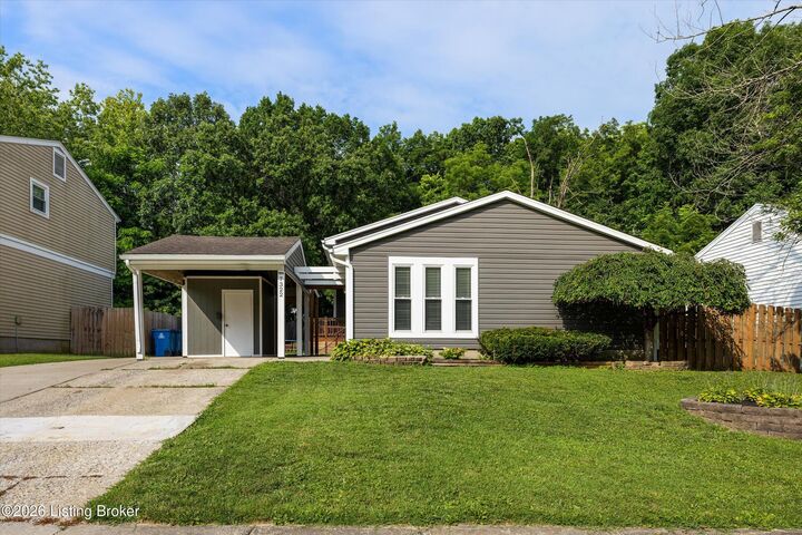 Property Photo: 7322 Sideoats Dr KY 40014