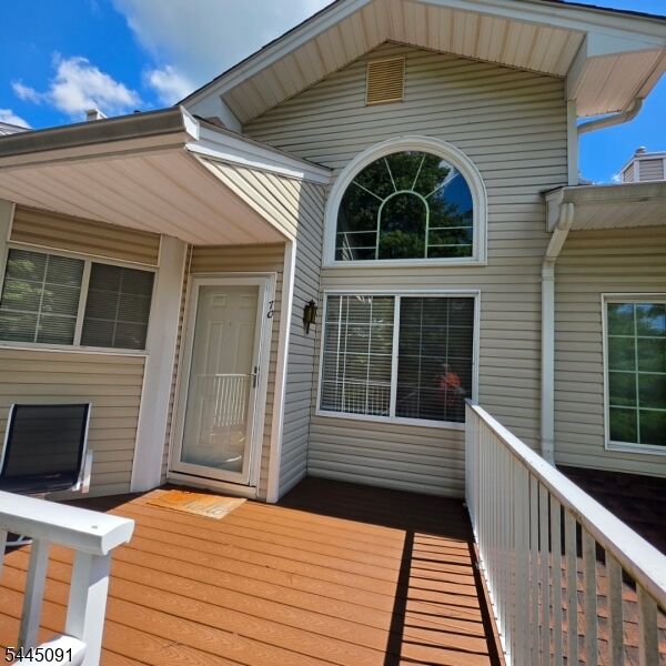Property Photo: 70 Academy Court Ondo NJ 07921