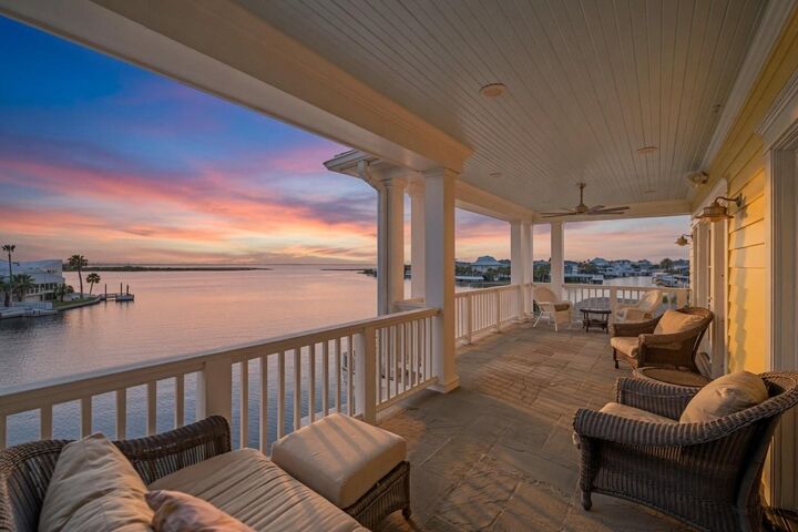 Property Photo:  3509 Petite Circle  TX 77554 