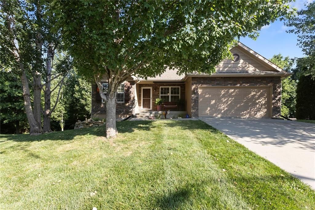 Property Photo:  4304 NE 85th Street  MO 64156 