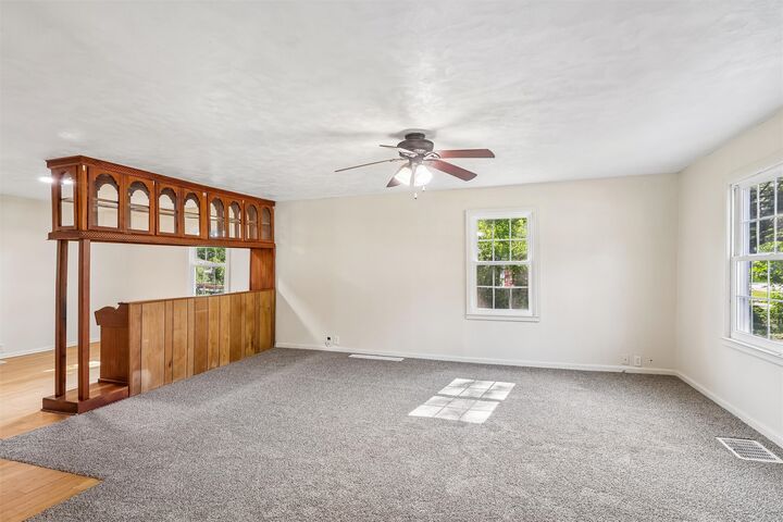 Property Photo:  1509 Jefferson Street  IA 50233 