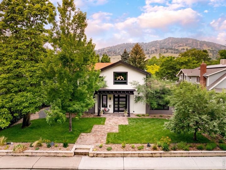 Property Photo: 3007 10th St CO 80304