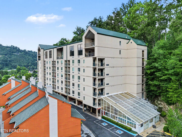 Property Photo:  413 Baskins Creek Rd Unit 308  TN 37738 