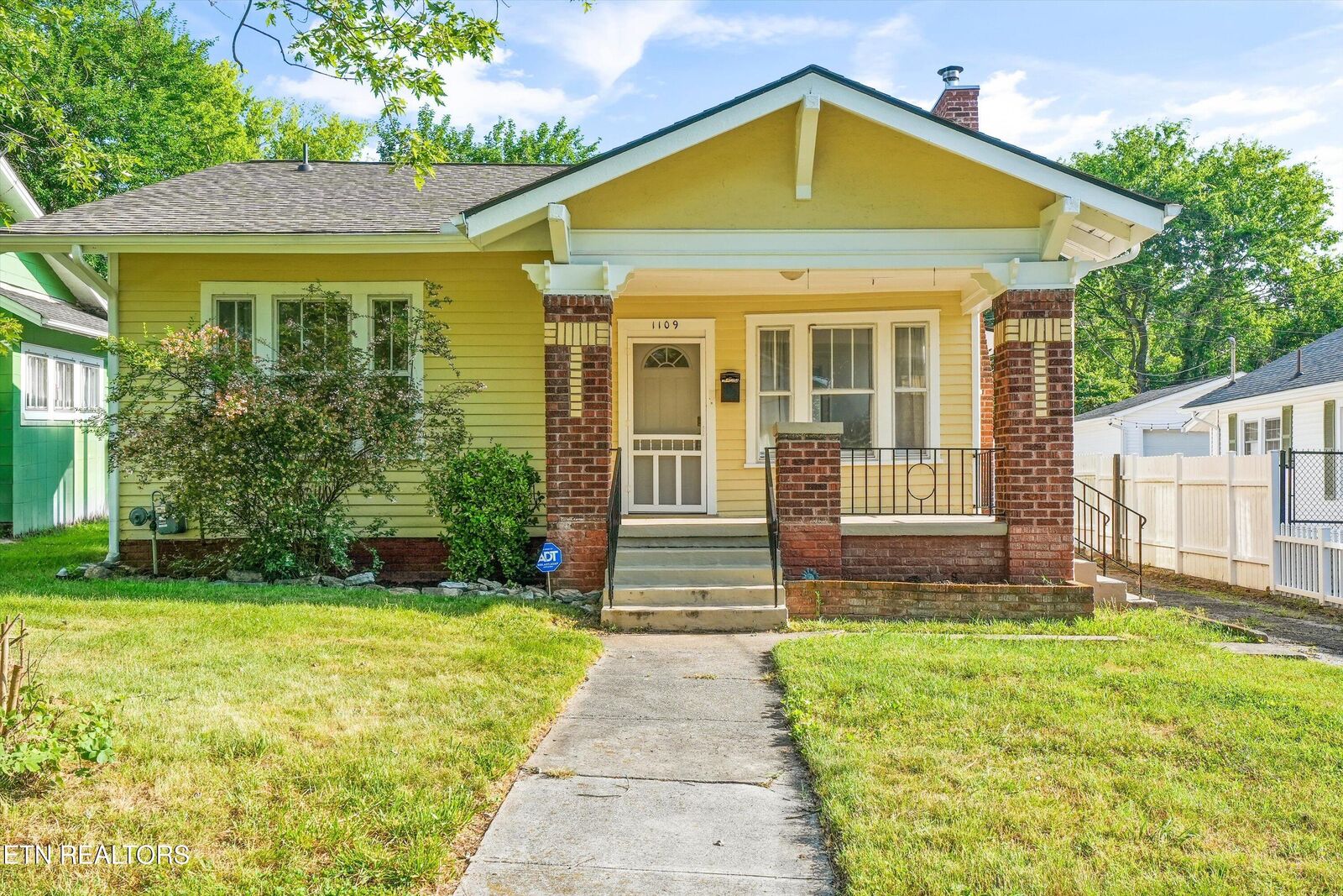 Property Photo:  1109 Fairfax Ave  TN 37917 