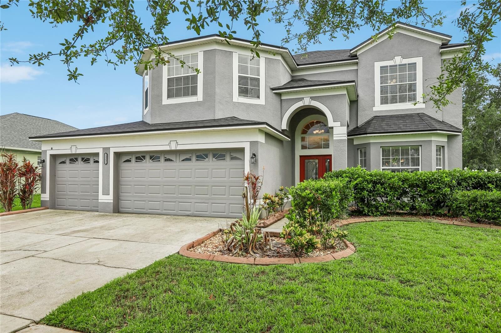 Property Photo:  13231 Graham Yarden Drive  FL 33579 