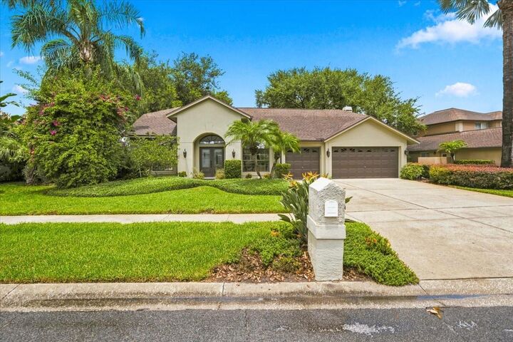 Property Photo: 15114 Laurel Cove Circle FL 33556