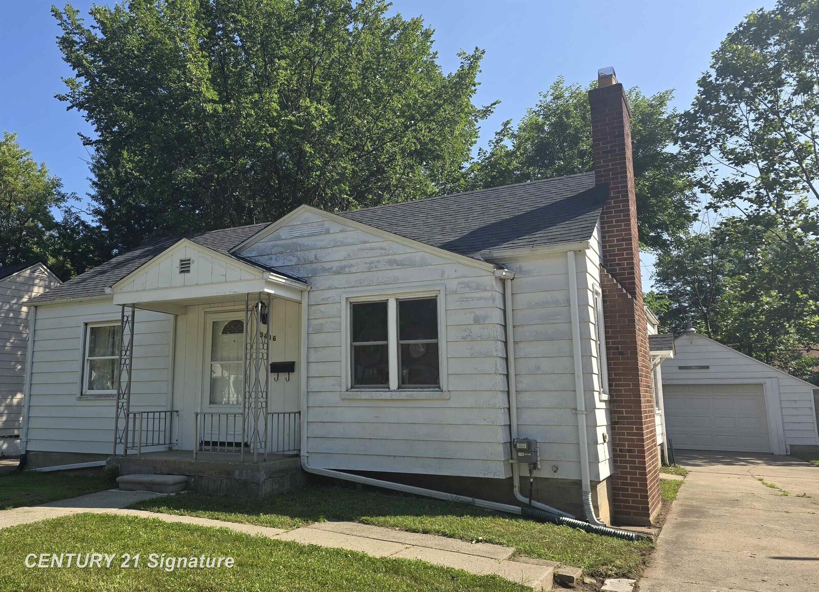 Property Photo:  3406 Gratiot Avenue  MI 48503 