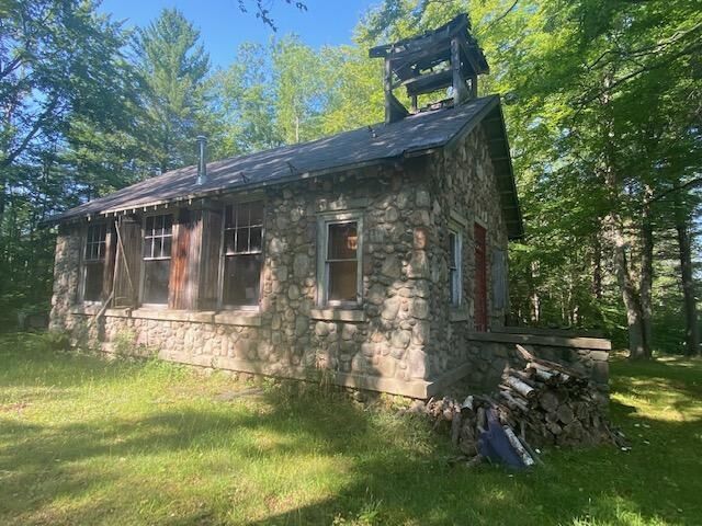 Property Photo: 4988 E Wilson Rd Roads MI 48625