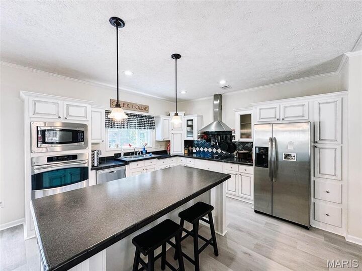 Property Photo: 44513 Willow Lane MO 63456