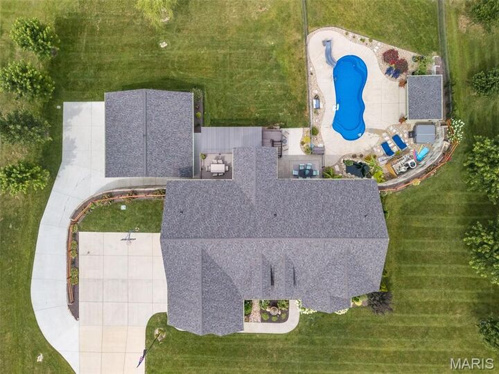 Property Photo: 3112 Stonebridge Place MO 63028