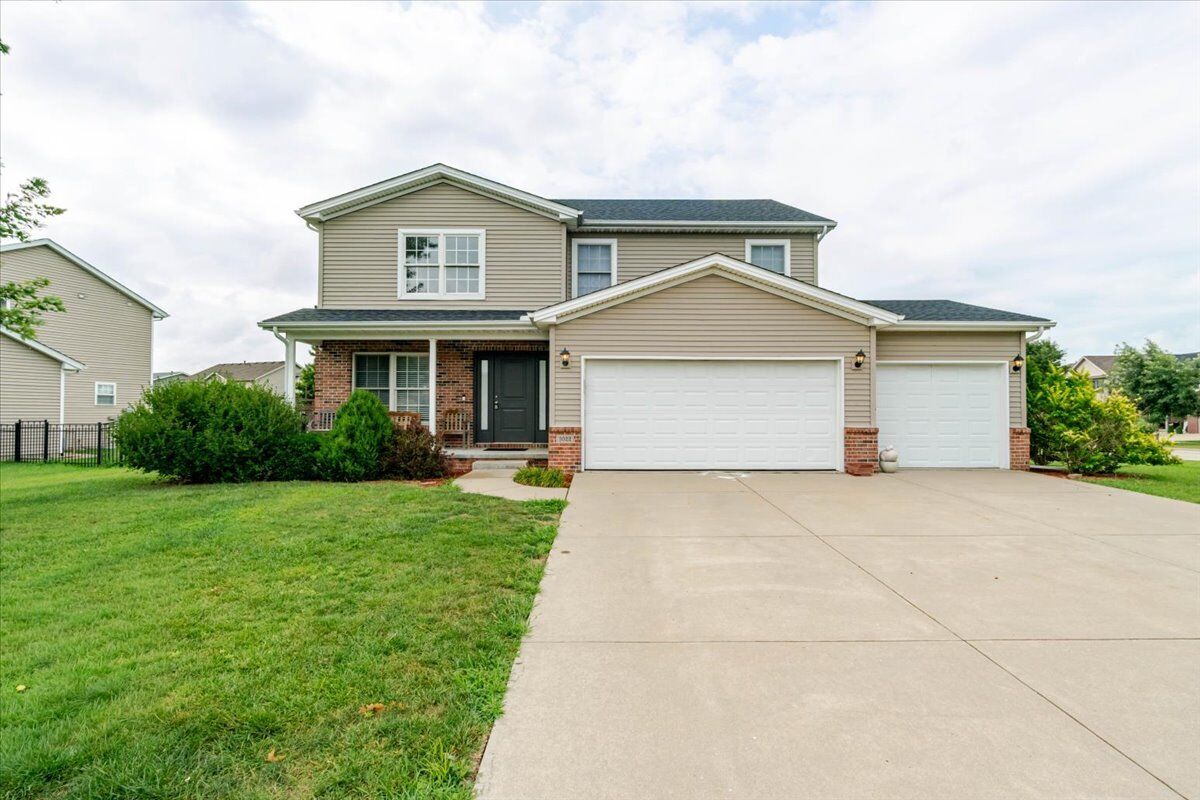 Property Photo:  3022 Buffalo Lane  IL 61761 