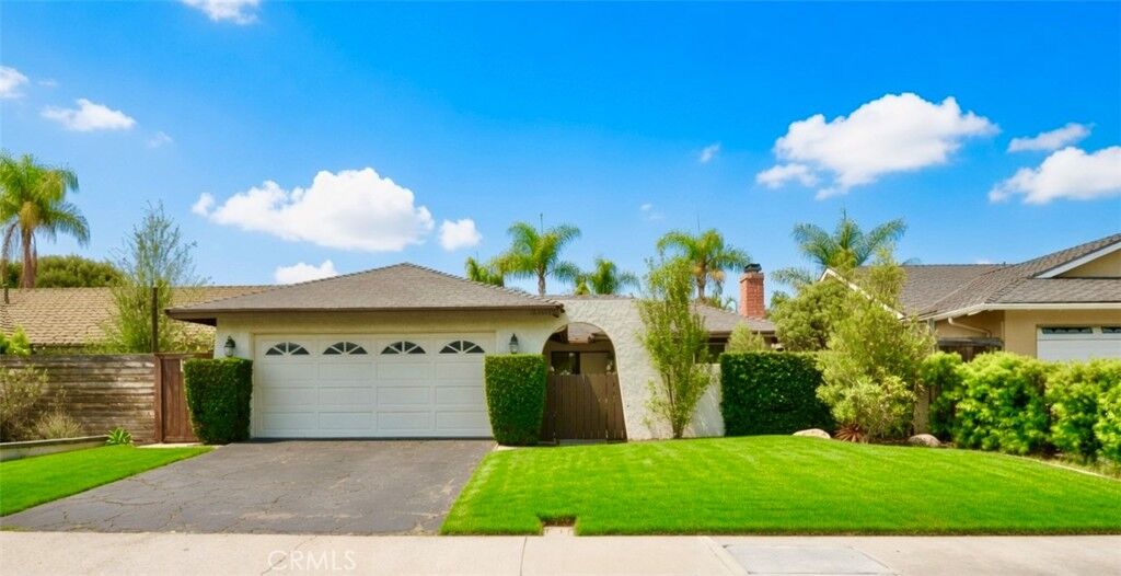 Property Photo: 33152 Christina Drive CA 92629