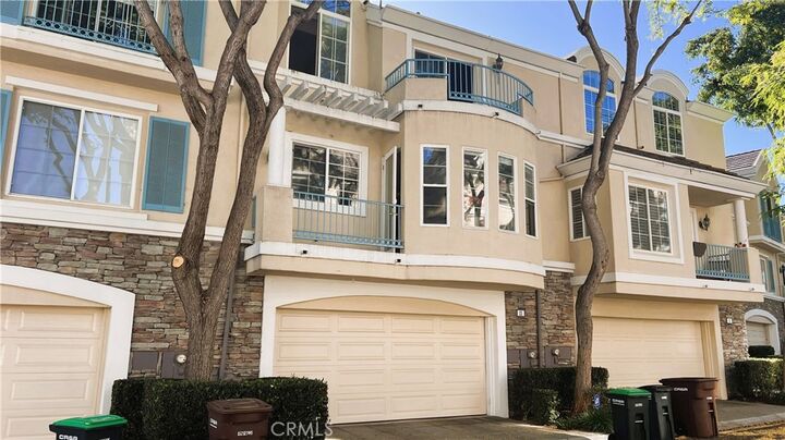 Property Photo:  11 Chandon  CA 92657 