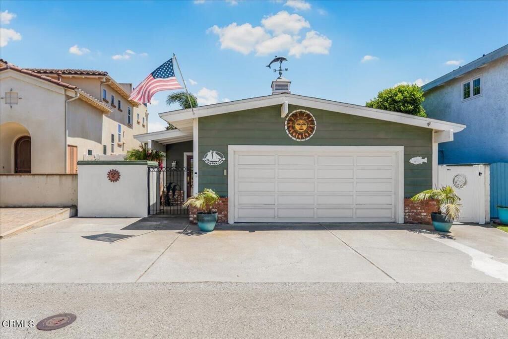 Property Photo: 5020 Terramar Way CA 93035