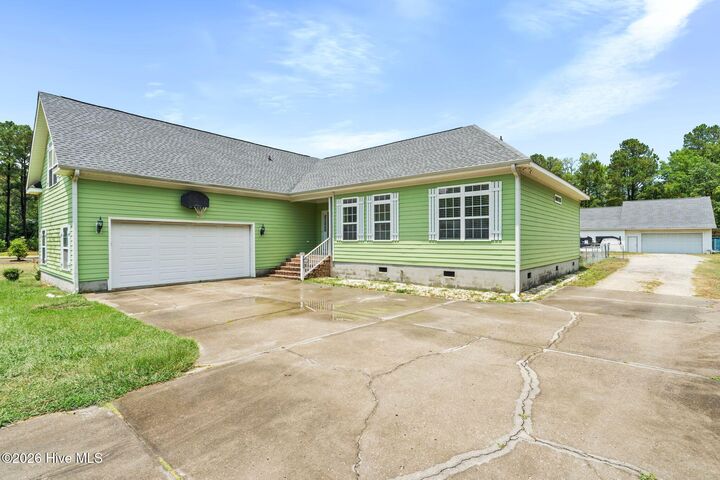 Property Photo:  680 Calabash Road NW  NC 28467 