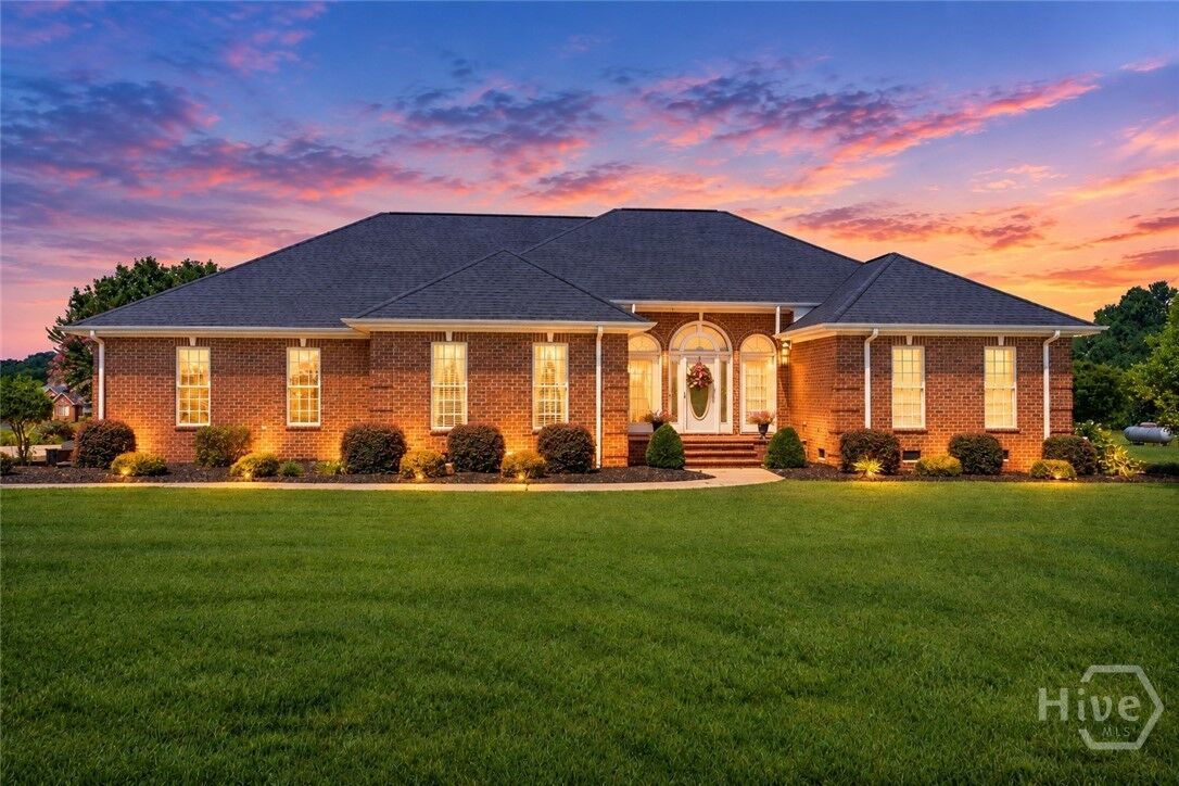 Property Photo:  1121 Beacon Light Road  GA 30634 