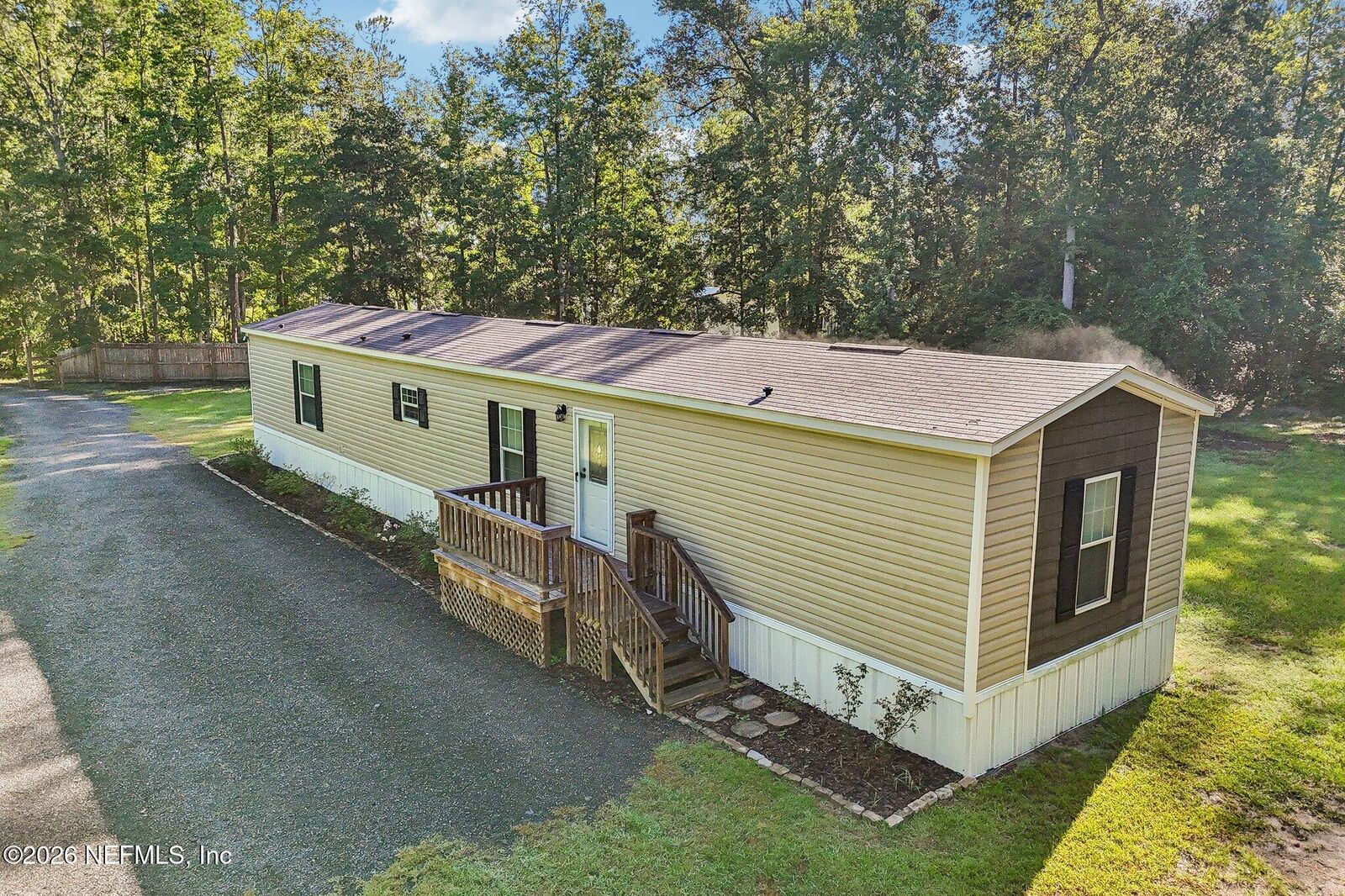 Property Photo: 2273 Juneberry Court FL 32068