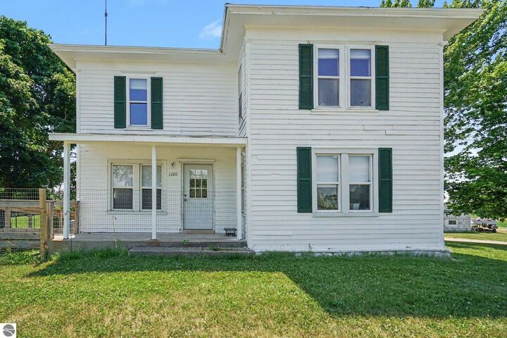 Property Photo: 1160 E Remus Road MI 48858