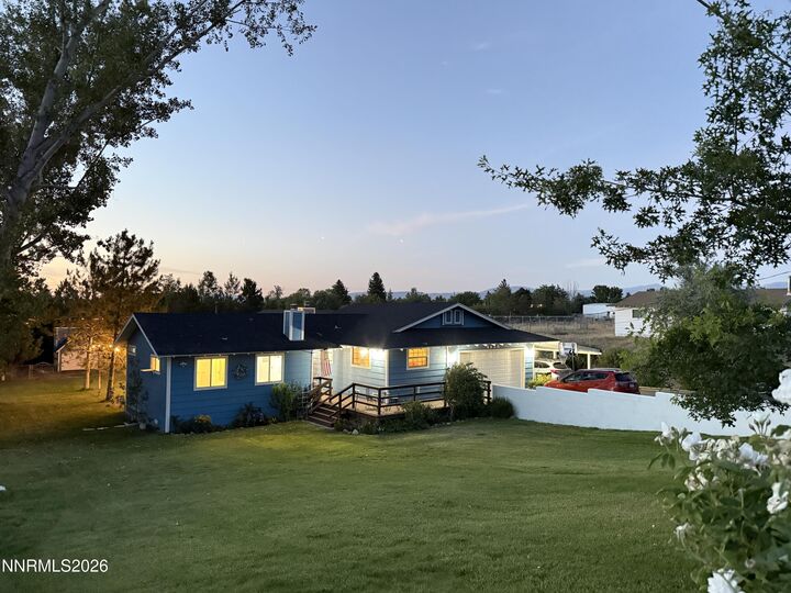 Property Photo: 1438 Topaz Lane NV 89460