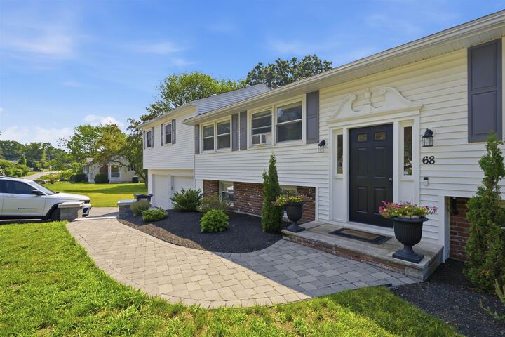 Property Photo: 68 Jericho Road NH 03076