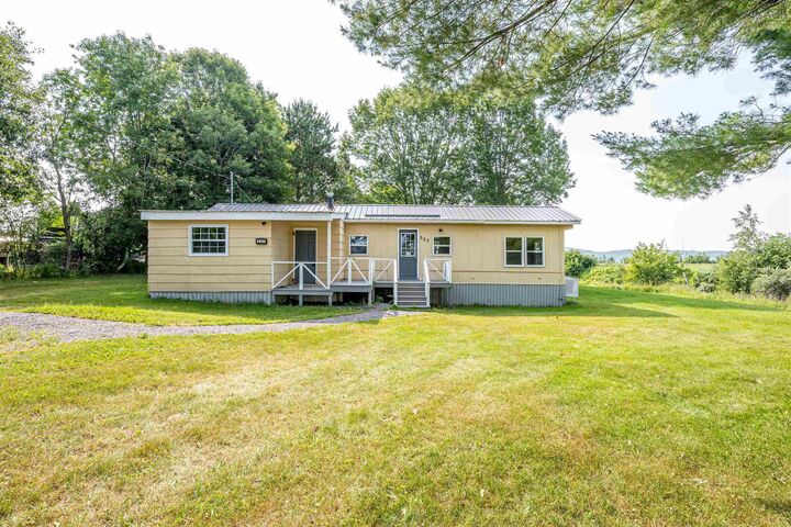 Property Photo: 527 Falmouth Dyke Road NS B0P 1P0