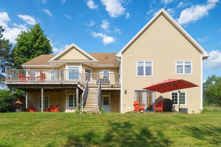 22 Valley View Drive — photo 1