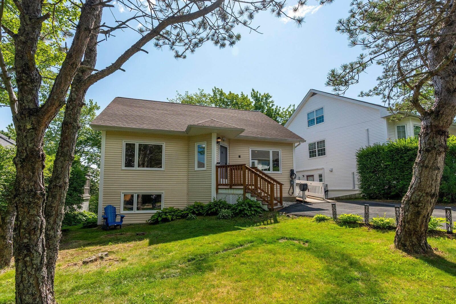 Property Photo:  4 Turnberry Lane  NS B3M 4E5 