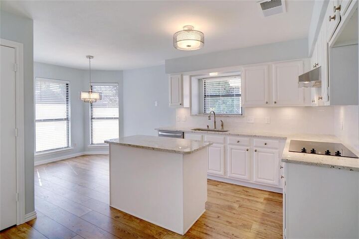 Property Photo: 8 Salida Drive TX 76262