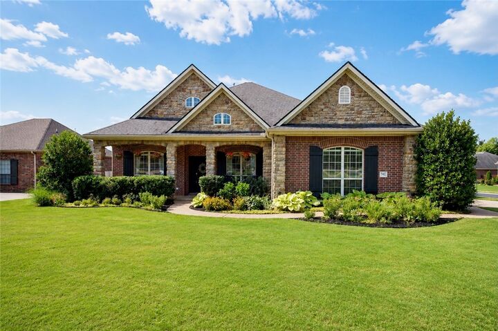 Property Photo:  5603 Sombreado Road  AR 72703 
