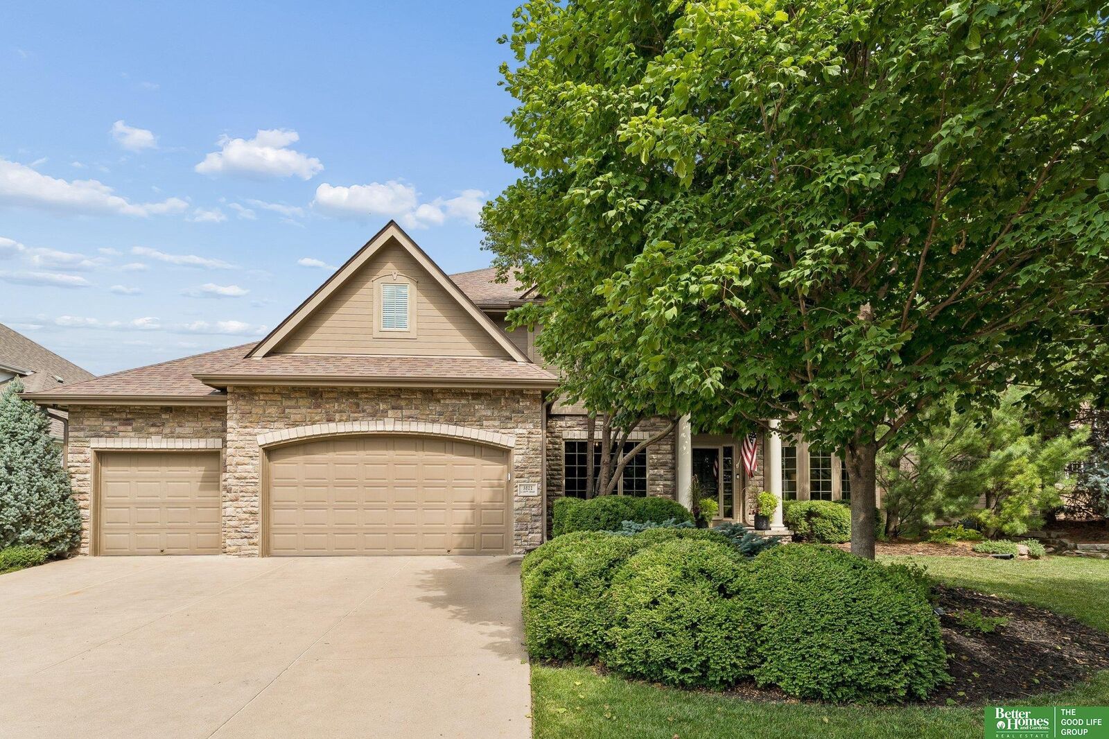 Property Photo:  3811 S 194 Street  NE 68130 