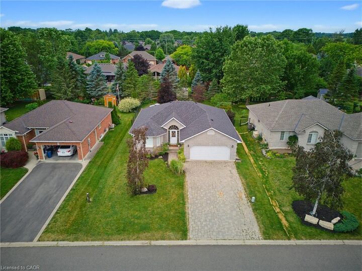 Property Photo:  13 Pine Ridge Crescent  ON N0A 1N3 