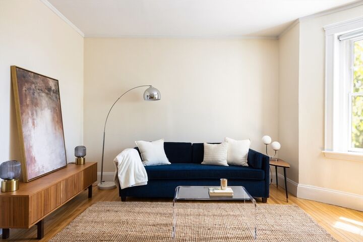 Property Photo: 231 Rawson 6 MA 02445