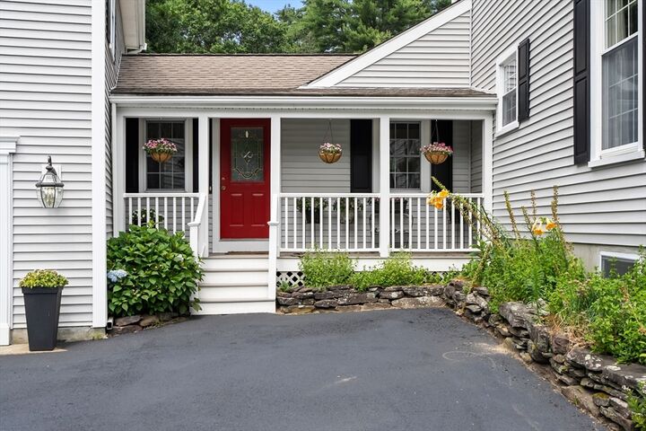 Property Photo:  799 Hanover St  MA 02339 