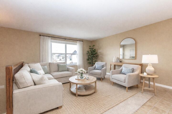 Property Photo:  114 Redwood Boulevard  AB T4S 0J5 