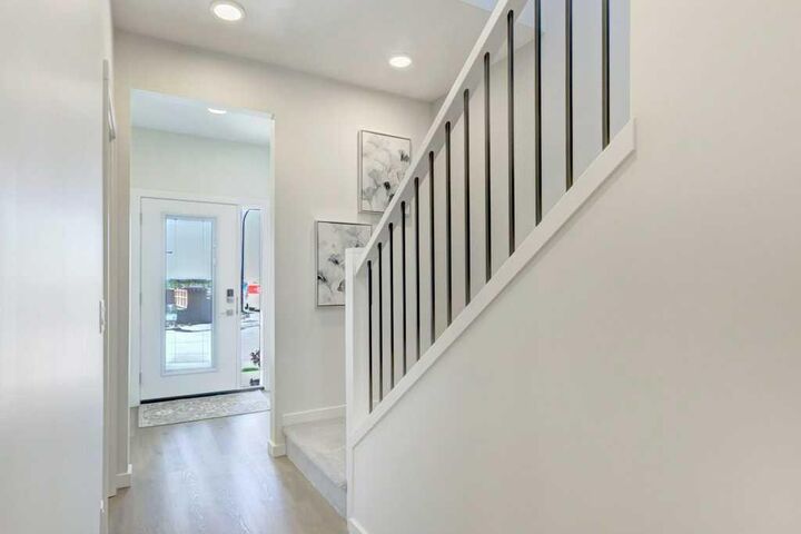 Property Photo:  4 Heartwood Lane SE  AB T3S 0P9 
