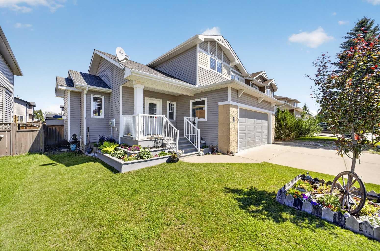 Property Photo: 759 Stonehaven Drive AB T0M 0N0