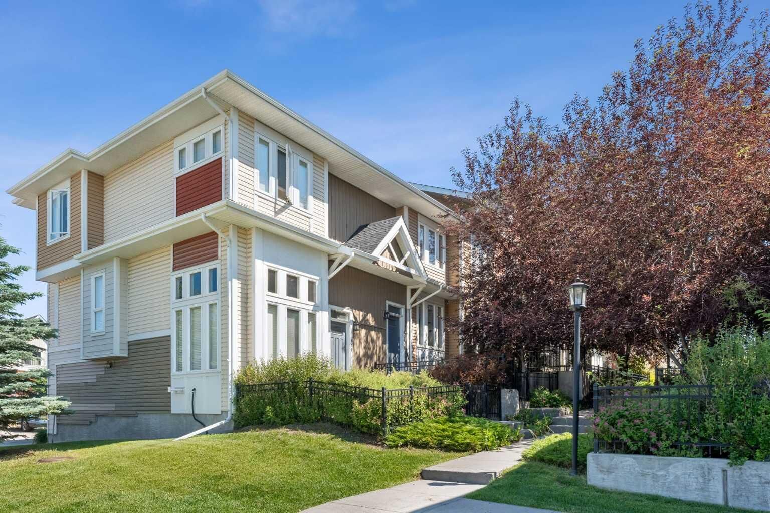 Property Photo: 614 Auburn Bay Square SE AB T3M 0Y9