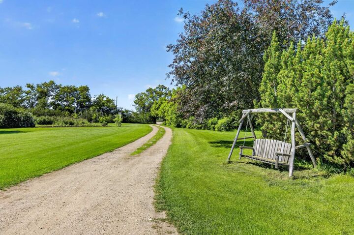 Property Photo: 28224 Township Road 334 AB T0M 0K0