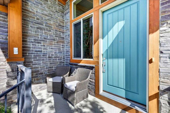 Property Photo:  295 Tremblant Way SW  AB T3H 0S8 