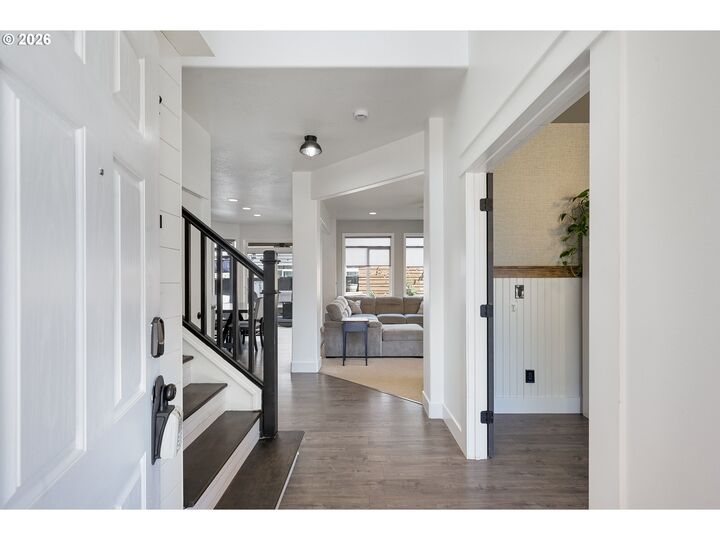 Property Photo:  4003 NE 165th Pl  WA 98682 