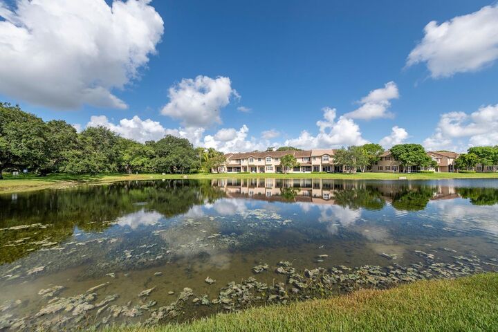 Property Photo: 3501 Lakeside Drive FL 33328