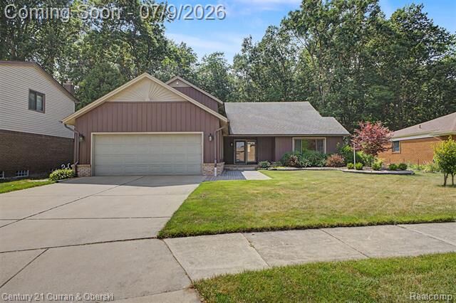 Property Photo:  17620 Fox Glen Drive  MI 48193 
