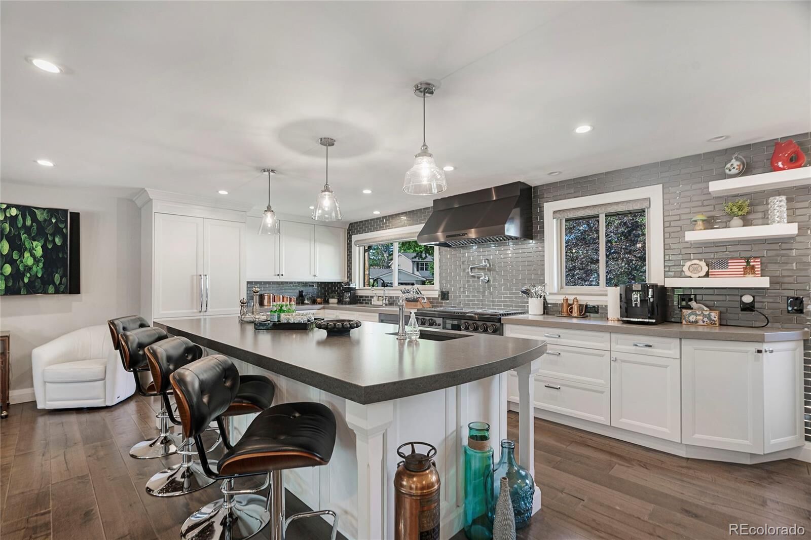 Property Photo:  7649 S Cedar Circle  CO 80120 