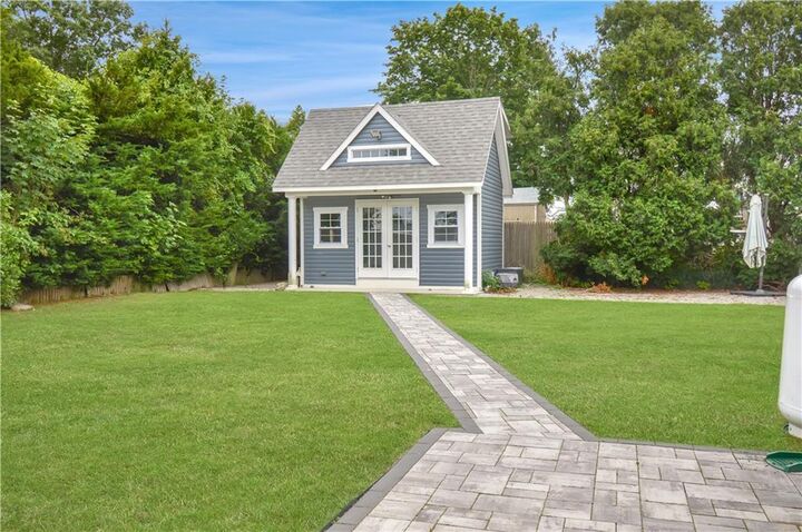 Property Photo: 6 Sweeney Lane RI 02809