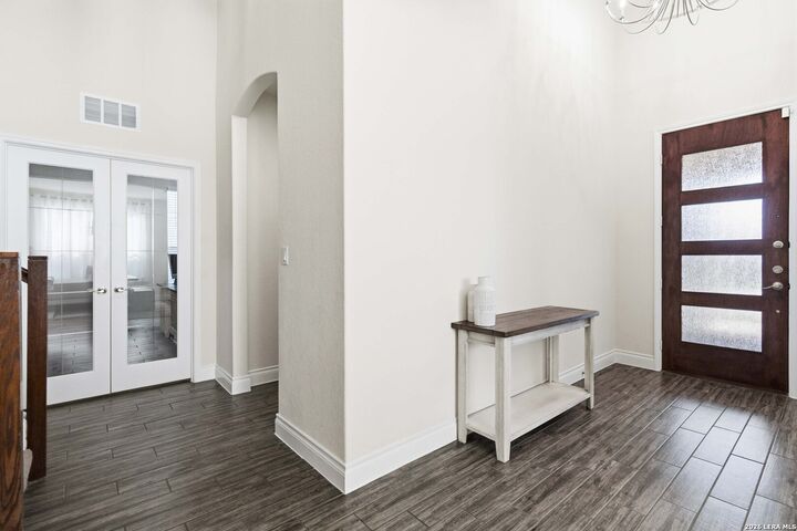 Property Photo:  7214 Cimarron Lake  TX 78015 
